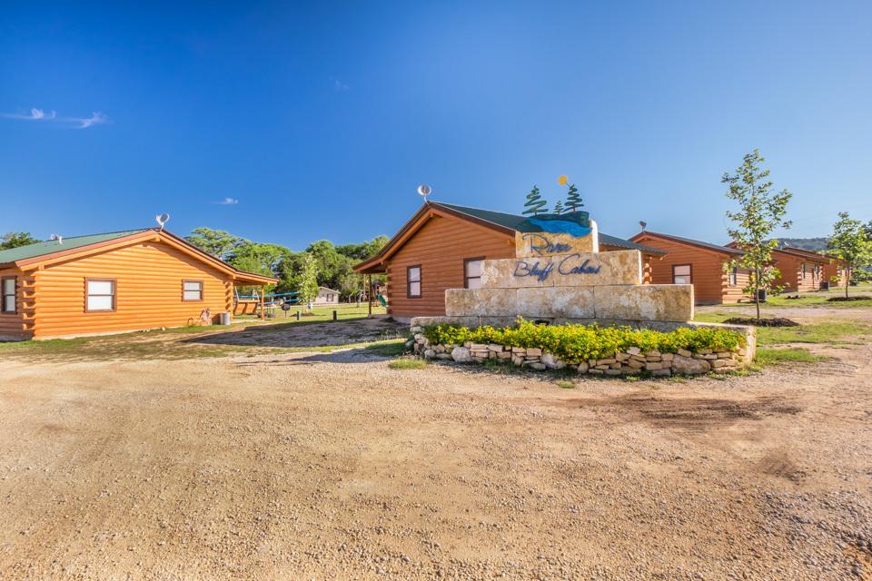 River Bluff Cabins Rio Frio Esterno foto