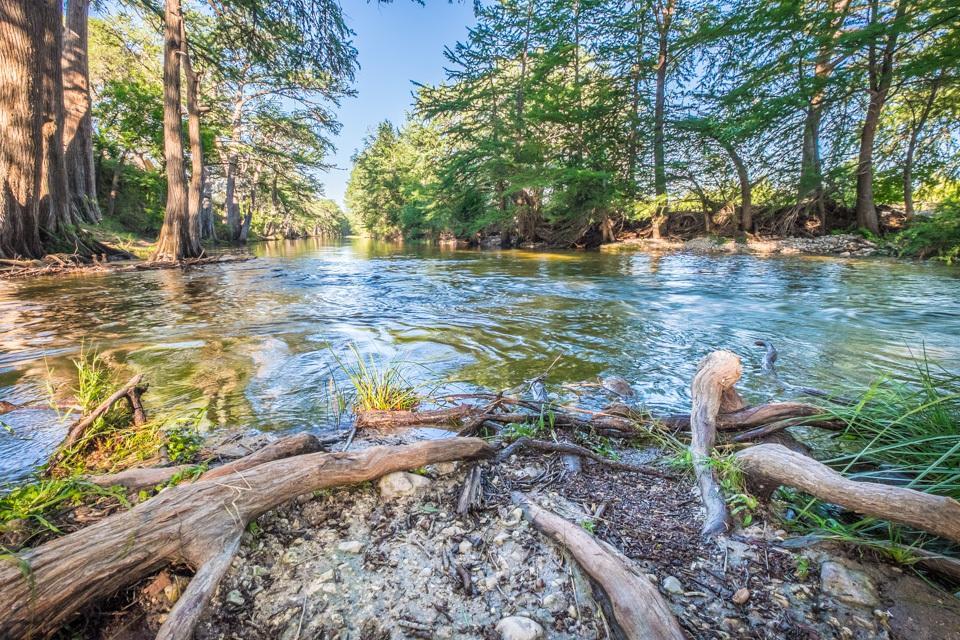 River Bluff Cabins Rio Frio Esterno foto
