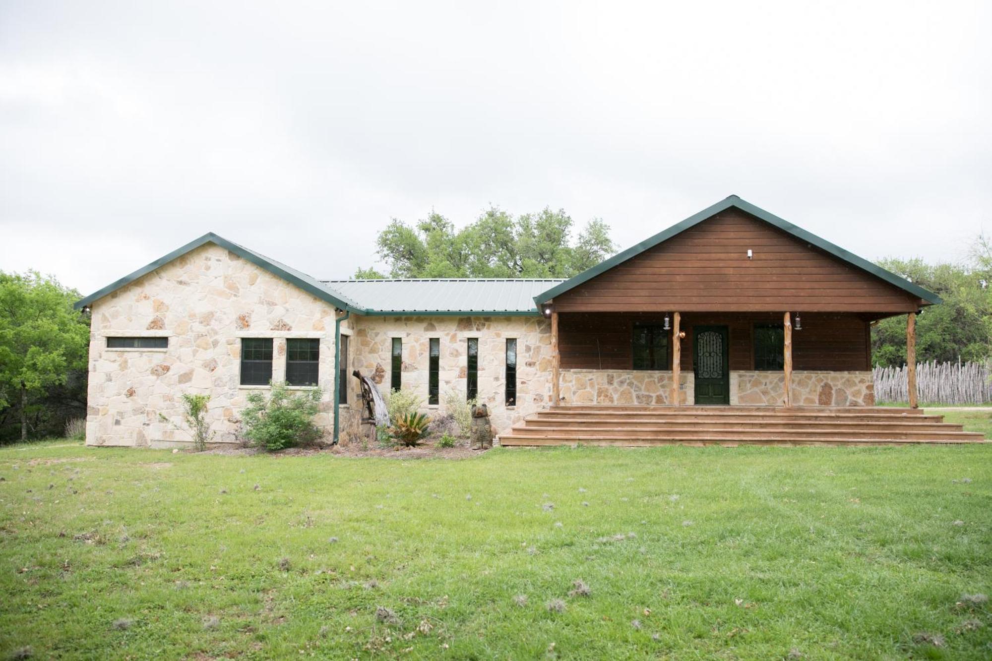 River Bluff Cabins Rio Frio Esterno foto